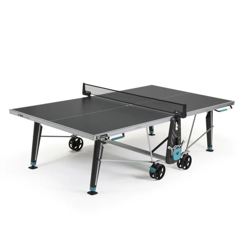 CORNILLEAU Sport 400X Outdoor Table Tennis Table